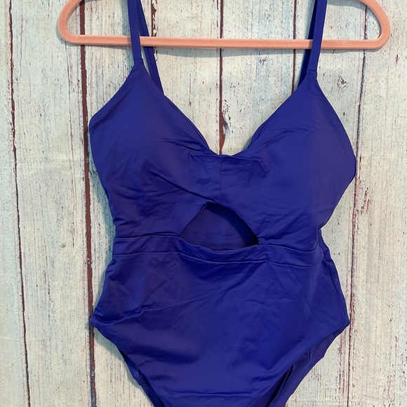 NWT Andie The Samoa One Piece - Picture 4 of 9